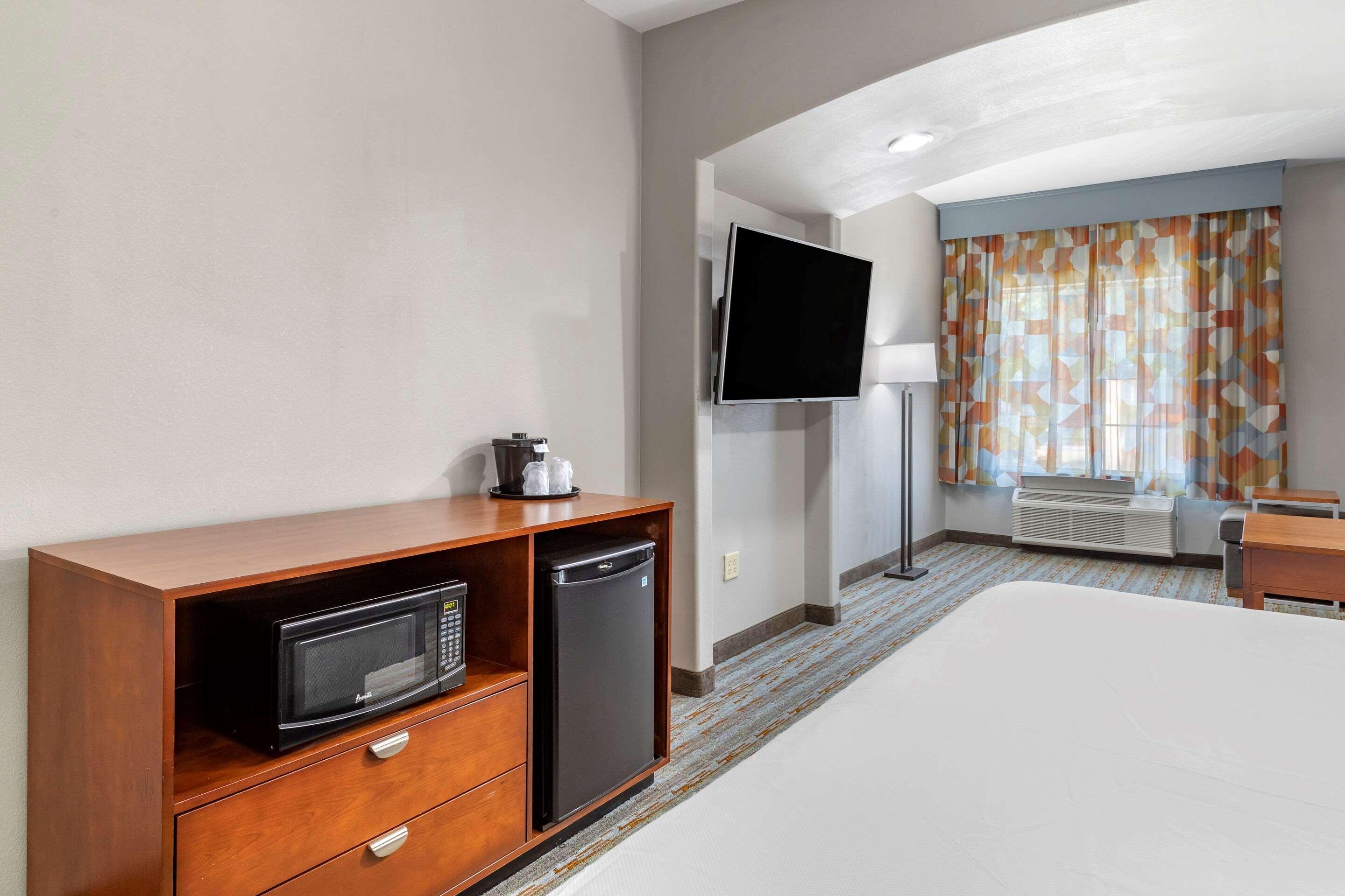 Comfort Inn & Suites Cleveland Luaran gambar
